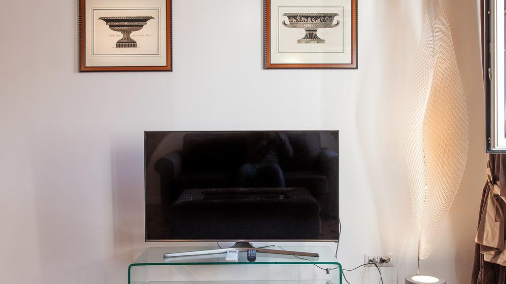 Rental In Rome - Scala Suite エクステリア 写真